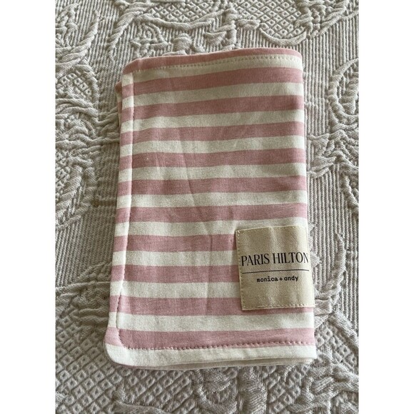 Paris Hilton Monica + Andy Burp Cloth 100% Organic Cotton Pink / White Stripe - Picture 10 of 10